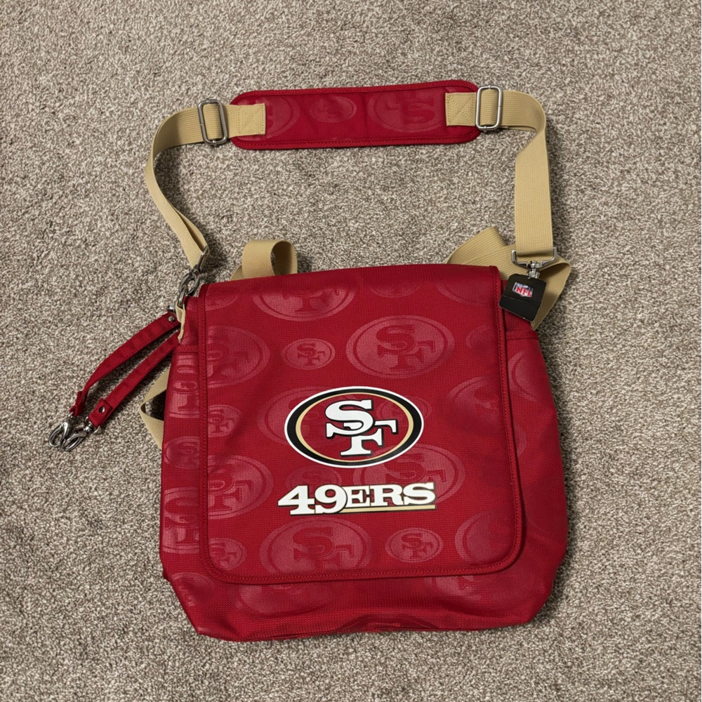 San Francisco 49ers Heavy Duty Messenger Bag with Built in Cooler.